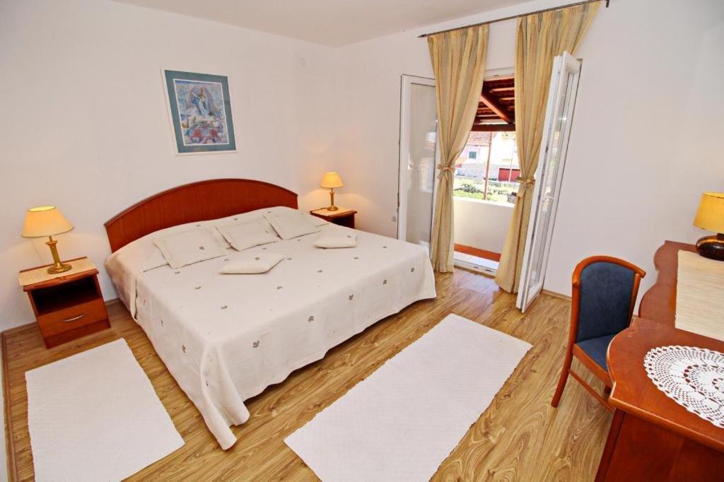 Apartment Lucija Vela Luka Bagian luar foto