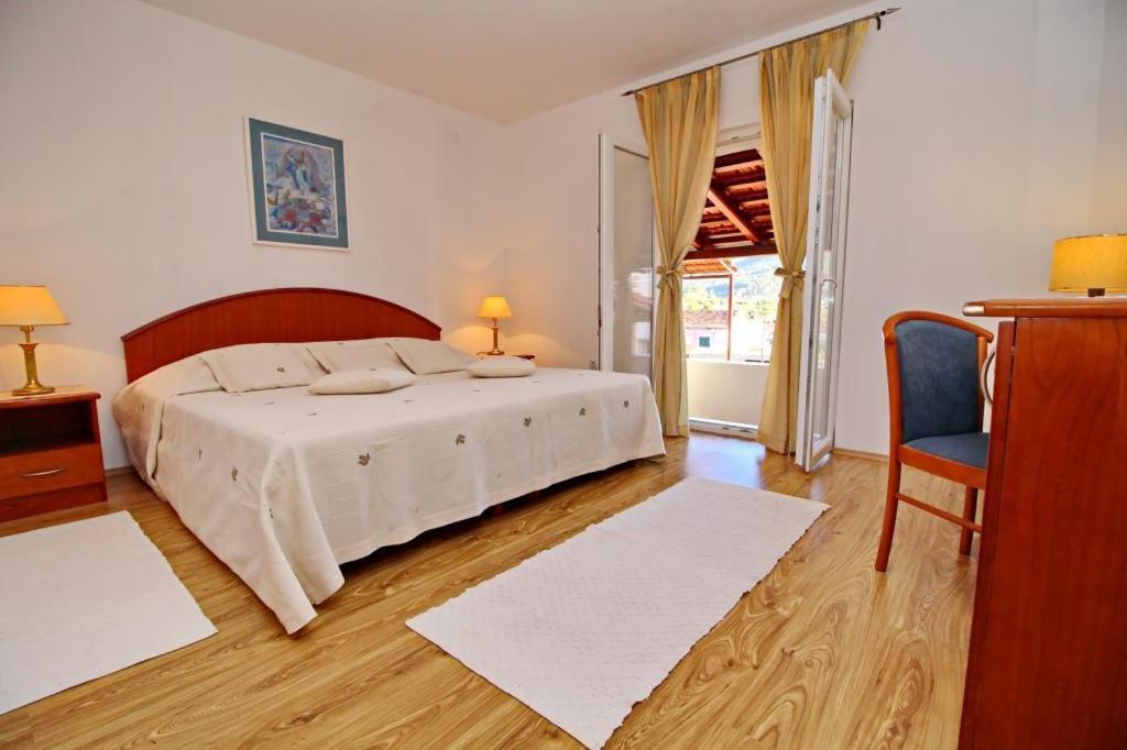 Apartment Lucija Vela Luka Bagian luar foto