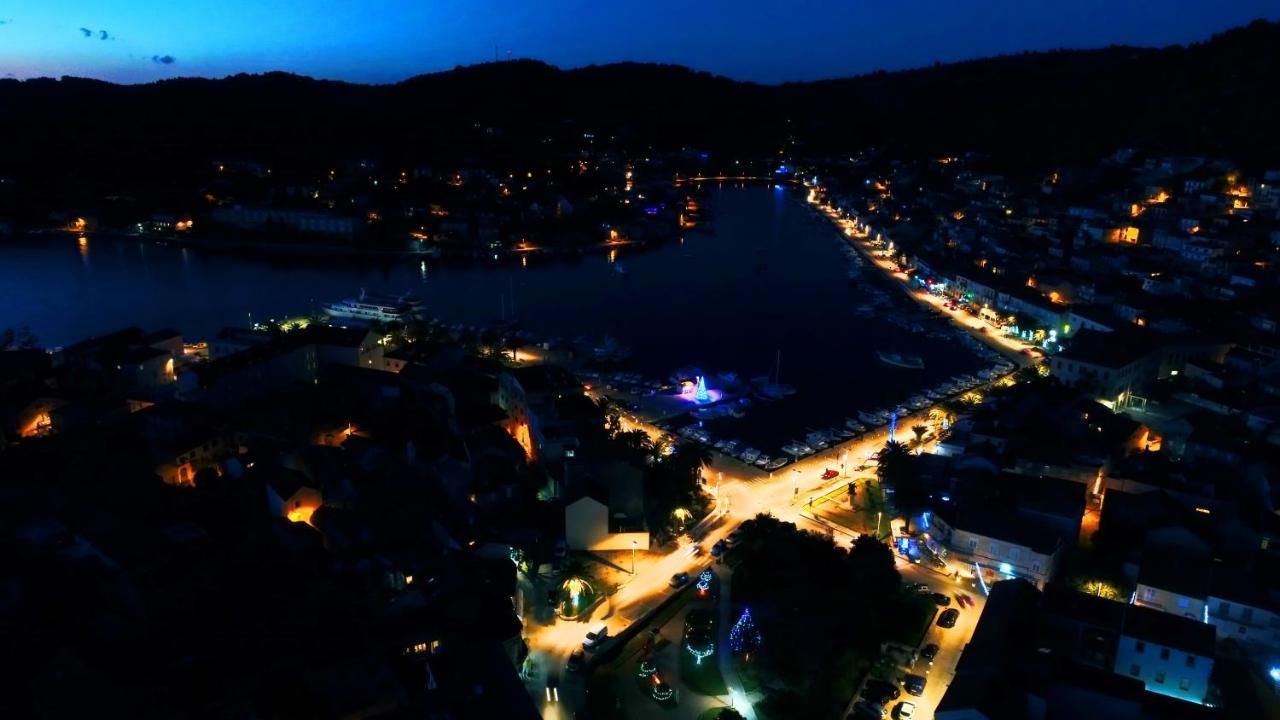 Apartment Lucija Vela Luka Bagian luar foto