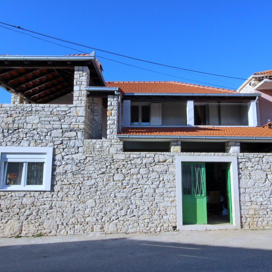 Apartment Lucija Vela Luka Bagian luar foto